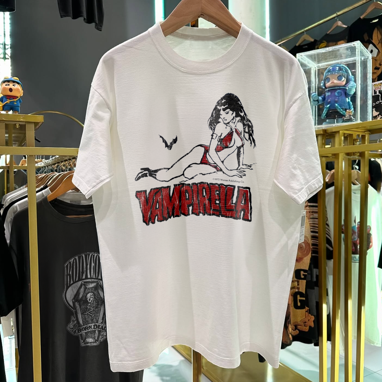 1972 VAMPIRELLA ULTRA RARE WASHED WHITE T-SHIRT