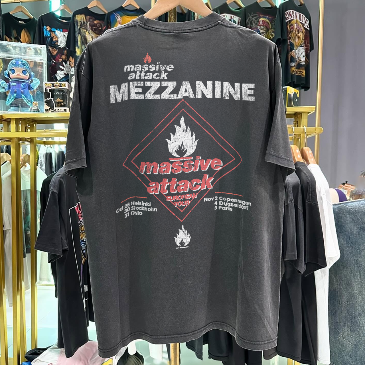 1998 MASSIVE ATTACK MEZZANINE EURO TOUR RARE WASHED BLACK T-SHIRT