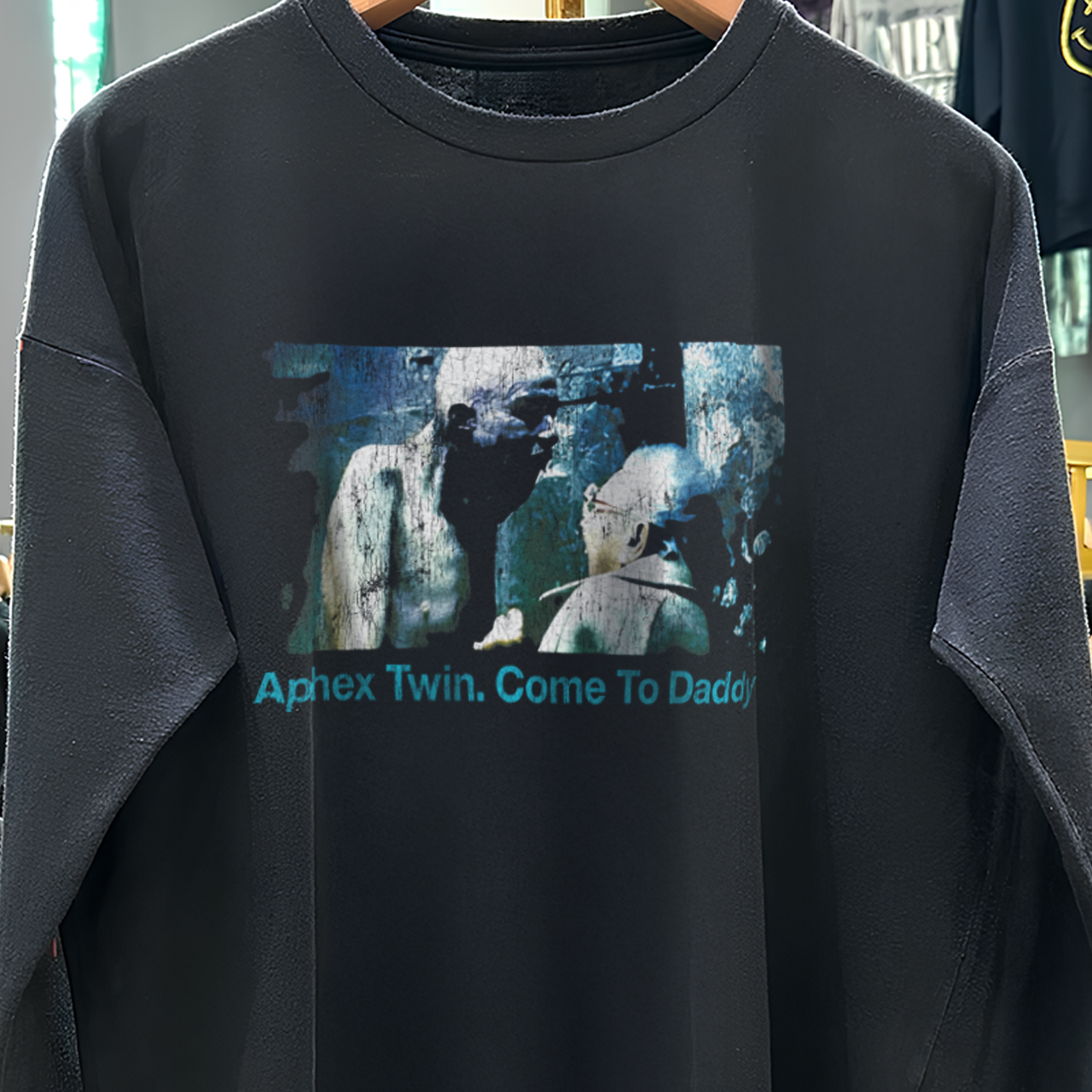 APH3X TWIN. COME TO DADDY LONGSLEEVE VINTAGE WASHED BLACK T-SHIRT